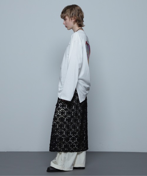 CREOLME(クレオルム)の「(CREOLME)グラフィックアートロングTシャツ(Tシャツ/カットソー・レディース・グレー/ホワイト系その他/ブラウン・FREE)」の5枚目の写真