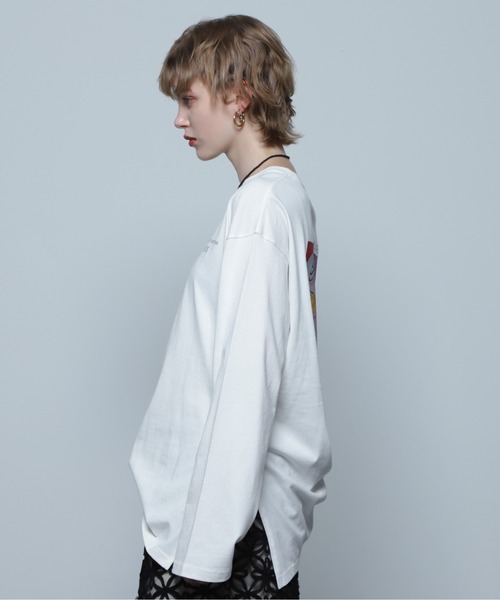 CREOLME(クレオルム)の「(CREOLME)グラフィックアートロングTシャツ(Tシャツ/カットソー・レディース・グレー/ホワイト系その他/ブラウン・FREE)」の8枚目の写真