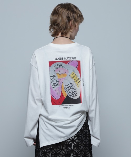 CREOLME(クレオルム)の「(CREOLME)グラフィックアートロングTシャツ(Tシャツ/カットソー・レディース・グレー/ホワイト系その他/ブラウン・FREE)」の9枚目の写真