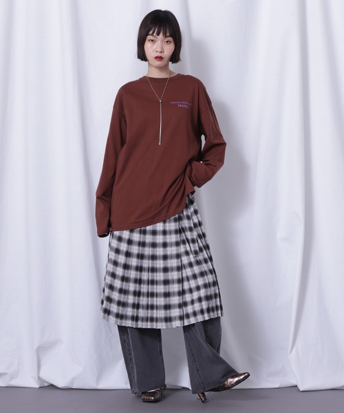 CREOLME(クレオルム)の「(CREOLME)グラフィックアートロングTシャツ(Tシャツ/カットソー・レディース・グレー/ホワイト系その他/ブラウン・FREE)」の22枚目の写真