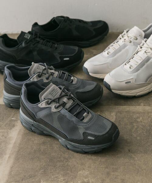 URBAN RESEARCH DOORS（アーバンリサーチドアーズ）の「TRASDEN（スニーカー・メンズ・ブラック/グレー・26/28/27）」の5枚目の写真