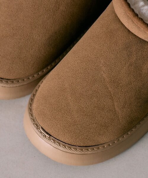 OLIVE des OLIVE（オリーブデオリーブ）の「ムートンブーツ（ブーツ・レディース・ベージュ/キャメル・MEDIUM/LARGE）」の14枚目の写真