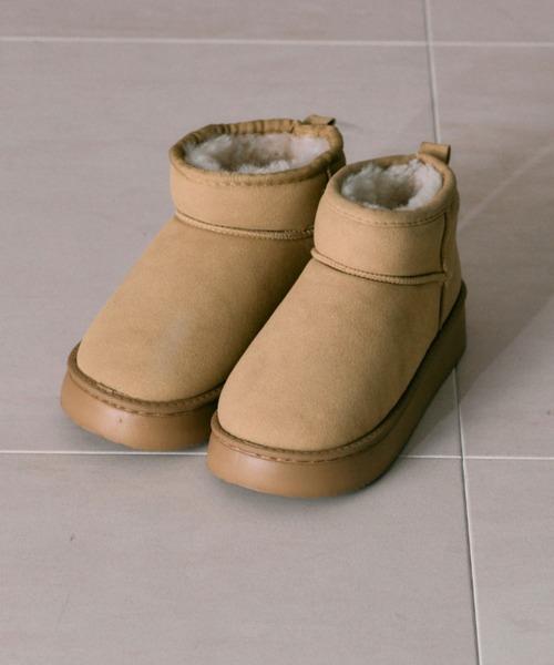 OLIVE des OLIVE（オリーブデオリーブ）の「ムートンブーツ（ブーツ・レディース・ベージュ/キャメル・MEDIUM/LARGE）」の19枚目の写真