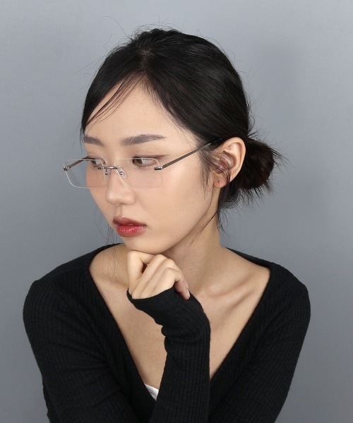 4INT.（フォイント）の「リムレス スクエア フレーム メガネ（メガネ・メンズ・シルバー・FREE）」の4枚目の写真