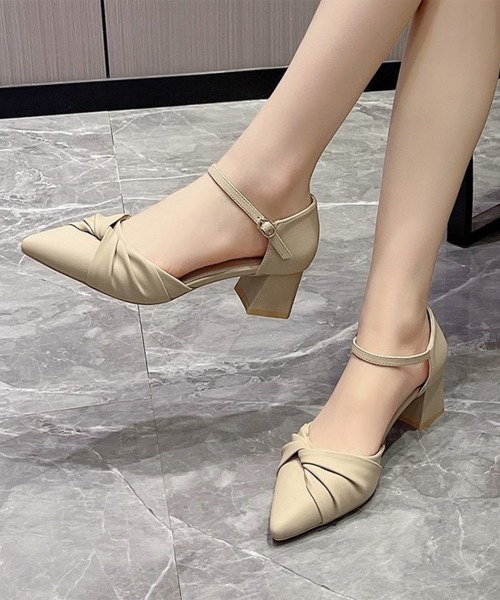 Miniministore（ミニミニストア）の「ツイストパンプス アンクルストラップ美脚（パンプス・レディース・ブラック/アイボリー/ベージュ・22.5cm/24.0cm/23.0cm/23.5cm/24.5cm）」の3枚目の写真