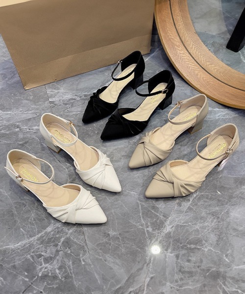 Miniministore（ミニミニストア）の「ツイストパンプス アンクルストラップ美脚（パンプス・レディース・ブラック/アイボリー/ベージュ・22.5cm/24.0cm/23.0cm/23.5cm/24.5cm）」の16枚目の写真