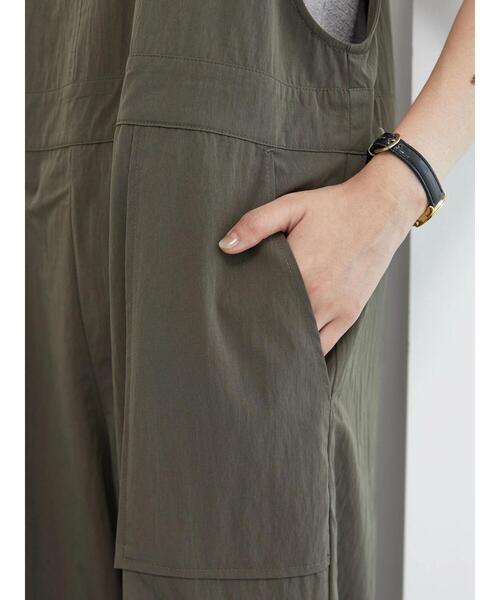 Samansa Mos2 blue（サマンサモスモスブルー）の「サロペット（その他パンツ・レディース・チャコールグレー/ブラック/カーキ・F）」の7枚目の写真