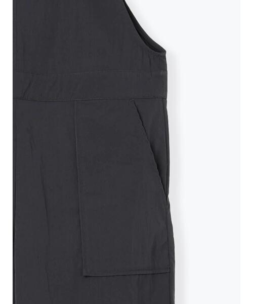 Samansa Mos2 blue（サマンサモスモスブルー）の「サロペット（その他パンツ・レディース・チャコールグレー/ブラック/カーキ・F）」の11枚目の写真