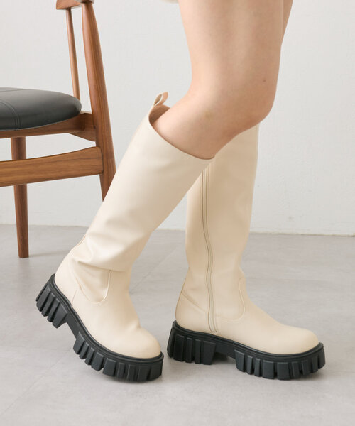 w closet(ダブルクローゼット)の「ロングブーツ(ブーツ・レディース・アイボリー/ブラック/ブラック系その他・MEDIUM/LARGE)」の2枚目の写真