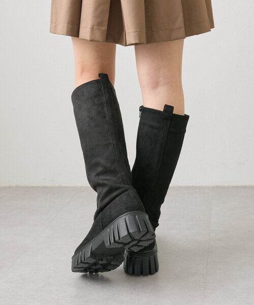 w closet(ダブルクローゼット)の「ロングブーツ(ブーツ・レディース・アイボリー/ブラック/ブラック系その他・MEDIUM/LARGE)」の8枚目の写真