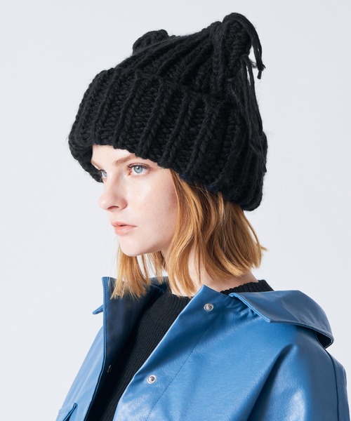 ALTROSE（アルトローズ）の「ローゲージ ネコミミ ねこみみ 猫耳 ニット帽（ニットキャップ/ビーニー・レディース・ブルー/アイボリー/ブラック・FREE）」の8枚目の写真