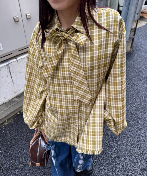 CIAOPANIC(チャオパニック)の「ネクタイ付チェックオーバーシャツ(シャツ/ブラウス・レディース・イエロー/ネイビー/ピンク・ONE SIZE)」の16枚目の写真