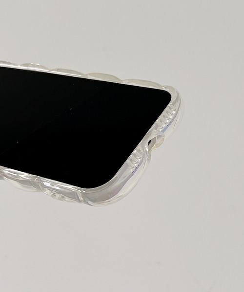 c.u.l（シーユーエル）の「ぷくぷくキルティング オーロラ iPhoneカバー アイフォンケース ipc722（スマホケース/カバー・レディース・クリア/ピンク/ホワイト・iPhone 14/iPhone 14 Pro/iPhone 15/iPhone 15 Pro/iPhone 16/iPhone 16 Pro）」の7枚目の写真