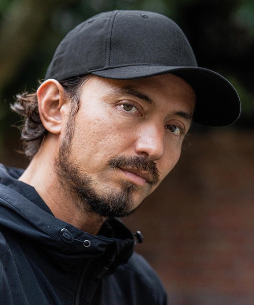 CAMBIO（カンビオ）の「mko12518-Pigment Minimal Cap ローキャップ（キャップ・メンズ・ブラック/ベージュ/ネイビー/グレー・FREE）」の2枚目の写真