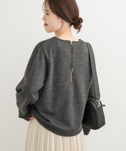 URBAN RESEARCH DOORS（アーバンリサーチドアーズ）の「バックジップデザインプルオーバー（Tシャツ/カットソー・レディース・ブルー/チャコールグレー/ベージュ・MEDIUM）」の2枚目の写真