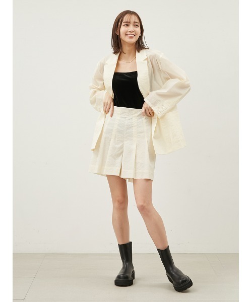 Mila Owen(ミラオーウェン)の「ベロアカップインキャミソール【手洗い可能】(キャミソール・レディース・チャコールグレー/ダークブラウン/ブラック・1/0)」の14枚目の写真