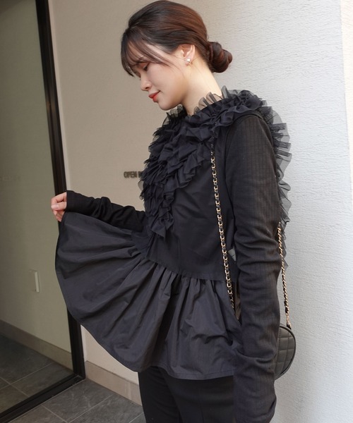 CORNERS（コーナーズ）の「チュールフリルベスト（Tシャツ/カットソー・レディース・グレイッシュベージュ/アイボリー/グレー/ブラック・M）」の17枚目の写真