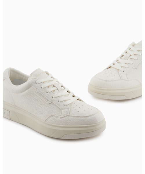 ARMANI EXCHANGE（アルマーニエクスチェンジ）の「【A|X アルマーニ エクスチェンジ】レースアップスニーカー（スニーカー・メンズ・ホワイト/ブラック・9/9.5/6.5/8/7.5/7/8.5/6/10/10.5）」の2枚目の写真