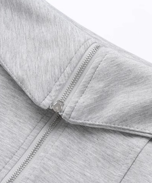 .KOM（ドットコム）の「A'GEM/9 × .kom 『.KOM/ドットケーオーエム』 スウェットクロップドZIPトップス＆スウェットﾐﾆｽｶｰﾄ/（スウェット・レディース・グレー・M）」の16枚目の写真