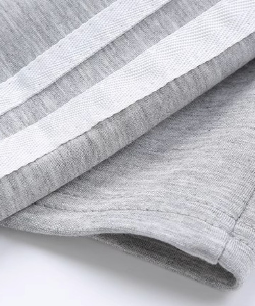 .KOM（ドットコム）の「A'GEM/9 × .kom 『.KOM/ドットケーオーエム』 スウェットクロップドZIPトップス＆スウェットﾐﾆｽｶｰﾄ/（スウェット・レディース・グレー・M）」の17枚目の写真