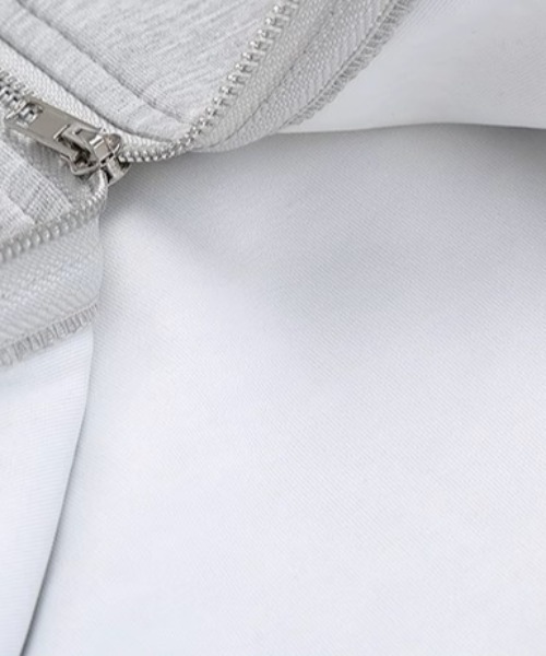 .KOM（ドットコム）の「A'GEM/9 × .kom 『.KOM/ドットケーオーエム』 スウェットクロップドZIPトップス＆スウェットﾐﾆｽｶｰﾄ/（スウェット・レディース・グレー・M）」の19枚目の写真