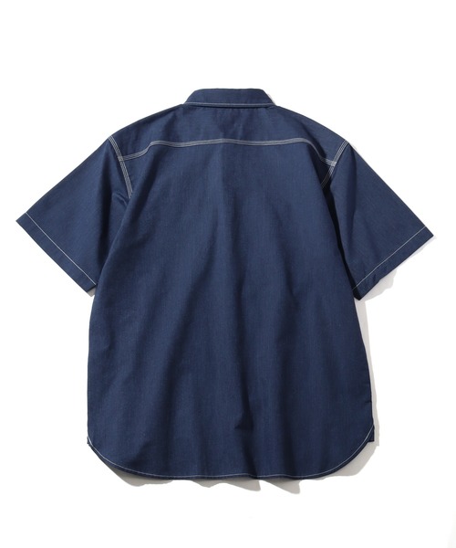 Dickies（ディッキーズ）の「【GENUINE DICKIES/ジェニュインディッキーズ】 配色ステッチ 刺繍ロゴ 半袖オックスシャツ（シャツ/ブラウス・メンズ・ネイビー/コバルトブルー・M/XL/L）」の4枚目の写真