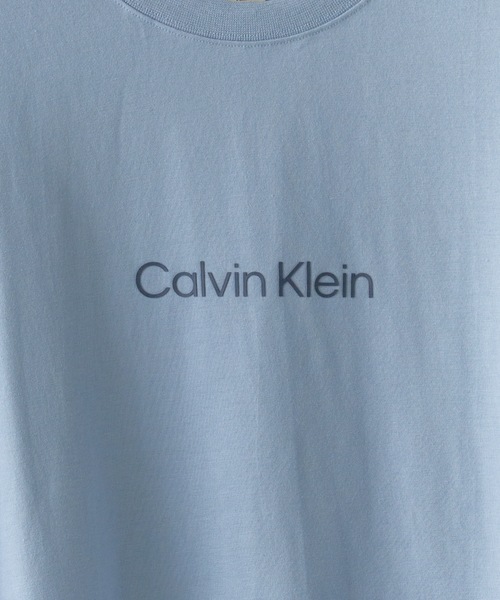 Calvin Klein（カルバン・クライン）の「Calvin Klein/カルバンクライン SS RLXD STANDARD LOGO CREWNK TEE 半袖Tシャツ プリント 2026年 夏 夏服（Tシャツ/カットソー・メンズ・ブラック/ホワイト/ブルー・XL/L/M/S）」の7枚目の写真
