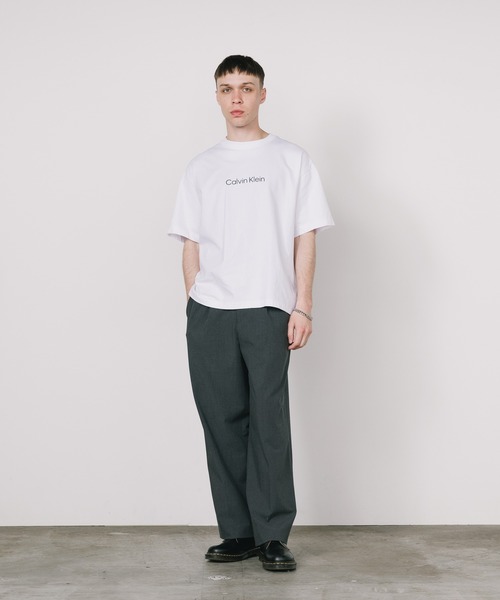 Calvin Klein（カルバン・クライン）の「Calvin Klein/カルバンクライン SS RLXD STANDARD LOGO CREWNK TEE 半袖Tシャツ プリント 2026年 夏 夏服（Tシャツ/カットソー・メンズ・ブラック/ホワイト/ブルー・XL/L/M/S）」の13枚目の写真