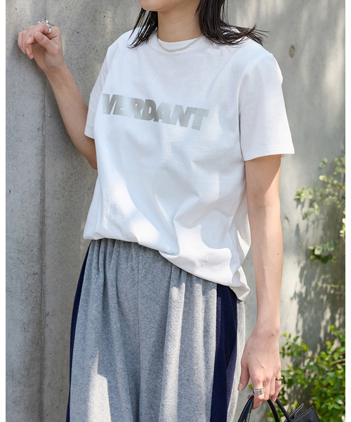 JOURNAL STANDARD（ジャーナルスタンダード）の「《WEB限定追加》VERDANT Tシャツ（Tシャツ/カットソー・レディース・ホワイト/ベージュ/ブラック系その他/シルバー・FREE）」の4枚目の写真
