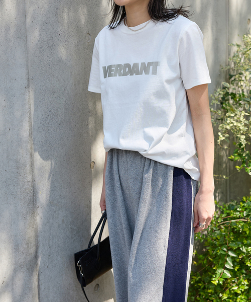 JOURNAL STANDARD（ジャーナルスタンダード）の「《WEB限定追加》VERDANT Tシャツ（Tシャツ/カットソー・レディース・ホワイト/ベージュ/ブラック系その他/シルバー・FREE）」の22枚目の写真