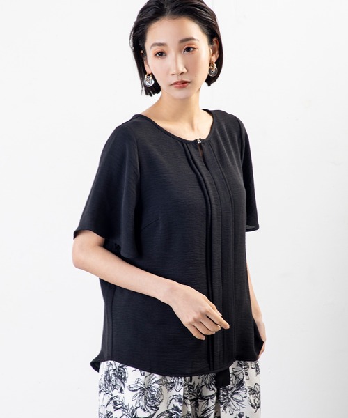 MILLION CARATS(ミリオンカラッツ)の「洗練シンプルで好印象◎大人の余裕感じる軽やかピンタックブラウス(シャツ/ブラウス・レディース・モスグリーン/オフホワイト/ブラック・FREE)」の17枚目の写真