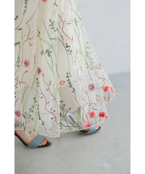 cawaii（カワイイ）の「一面に広がる花刺繍チュールミディアムスカート（スカート・レディース・アイボリー/ピンク・FREE）」の3枚目の写真