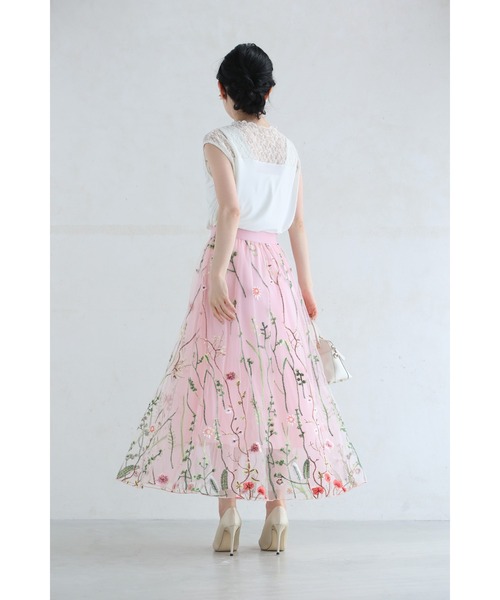 cawaii（カワイイ）の「一面に広がる花刺繍チュールミディアムスカート（スカート・レディース・アイボリー/ピンク・FREE）」の9枚目の写真