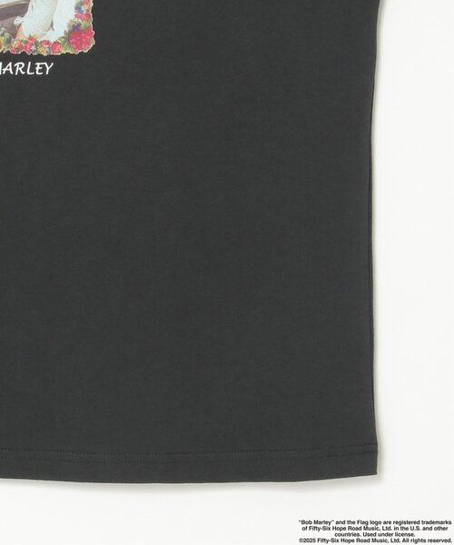 BOB MARLEY フラワーフレームフォトTシャツ セール】BOB MARLEY フラワーフレームフォトTシャツ（Tシャツ
