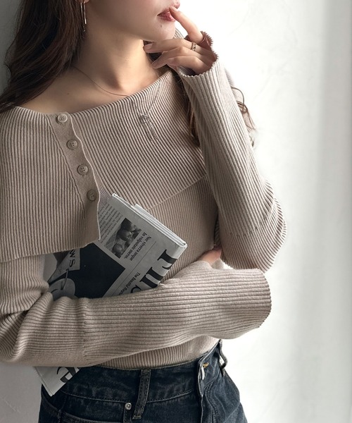 classicalelf(クラシカルエルフ)の「上品&繊細に華奢見え♪サムホール付きオフショルリブ編みニット(長袖)(ニット/セーター・レディース・キャメル/チャコール/ブラック/グレイッシュベージュ/アイボリー・LARGE/MEDIUM/SMALL/X-LARGE)」の4枚目の写真