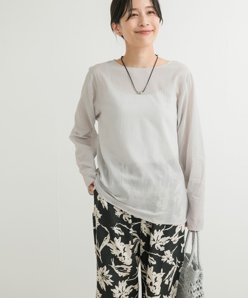 URBAN RESEARCH DOORS（アーバンリサーチドアーズ）の「コットンシアーTブラウス（シャツ/ブラウス・レディース・オフホワイト/ライトグレー・MEDIUM）」の15枚目の写真