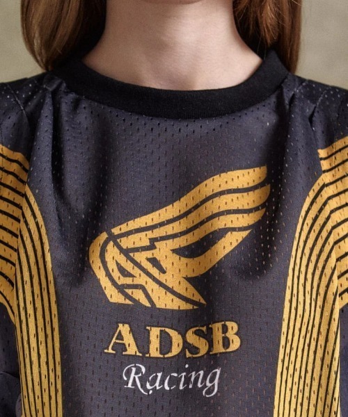 ANDERSSON BELL(アンダースンベル)の「Andersson Bell/アンダーソンベル/RACING REWORKERD SLEEVELESS(タンクトップ・レディース・チャコールグレー・XS/S)」の2枚目の写真
