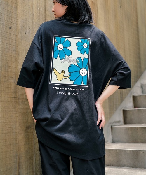 (What it isNt)ART BY MARKGONZALES(ワットイットイズント)の「【What it isNt)ART BY MARKGONZALES / (ワットイットイズント) アートバイ マークゴンザレス】 リラックスフィット プリントTシャツ(Tシャツ/カットソー・メンズ・ブラック系その他/ホワイト系その他4/ホワイト系その他2/グレー系その他2/ベージュ系その他4/ベージュ系その他2/ホワイト系その他3/ホワイト系その他/グレー系その他/ブラック系その他3・LARGE/MEDIUM/X-LARGE)」の12枚目の写真