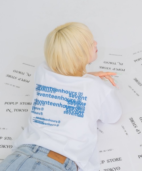 17HR（セブンティーンアワーズ）の「【ユニセックス】オーバーサイズロゴプリントT（Tシャツ/カットソー・レディース・ホワイト/ブルー・FREE）」の10枚目の写真