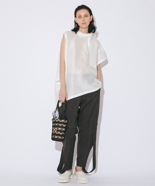 beautiful people(ビューティフルピープル)の「abaca biku roll bag(かごバッグ・レディース・ダークネイビー/ブラック・FREE)」の11枚目の写真