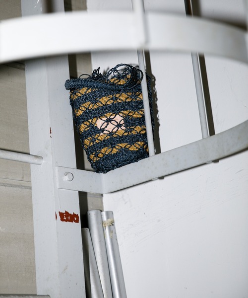 beautiful people(ビューティフルピープル)の「abaca biku roll bag(かごバッグ・レディース・ダークネイビー/ブラック・FREE)」の4枚目の写真