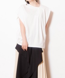 アシンメトリータックTシャツ