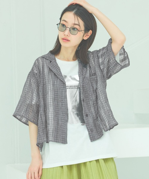 LAKOLE（ラコレ）の「シアーチェック開襟シャツ / 493896（シャツ/ブラウス・レディース・チャコールグレー/ベージュ/グリーン・FREE）」の2枚目の写真