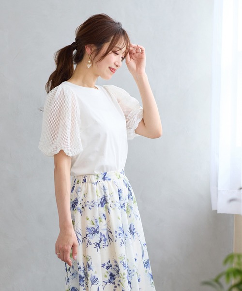 Rose Tiara（ローズティアラ）の「【接触冷感/手洗い可】ボリューム袖カットソー（Tシャツ/カットソー・レディース・ブラック/オフホワイト/ブルー・38/42/46/40）」の5枚目の写真