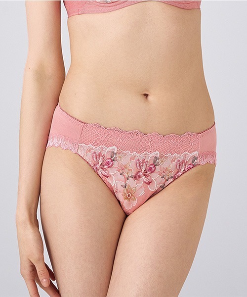 Triumph(トリンプ)の「天使のブラ 魔法のハリ感636 レギュラーショーツ【M,Lサイズ】 TR636 Hikini(ショーツ・レディース・ホワイト/オレンジ/パープル/ベージュ/ブラウン/ライトグリーン/ダークブルー/ライトピンク・M/L)」の7枚目の写真