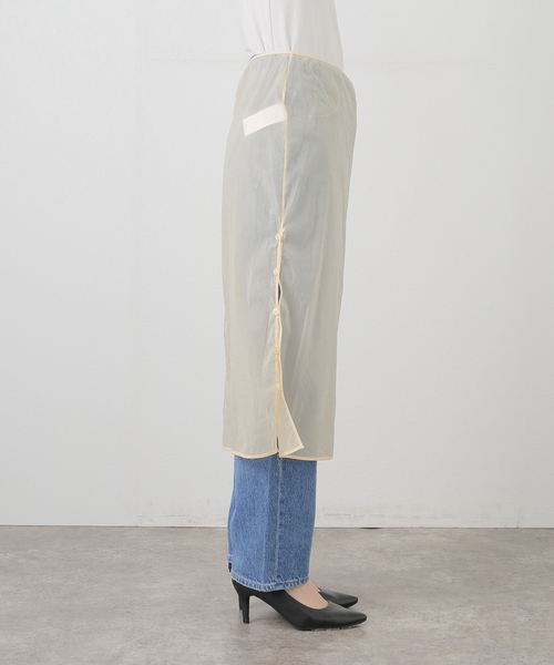 LOW CLASSIC(ロウ クラシック)の「【LOW CLASSIC/ロウ クラシック】SEE-THROUGH BUTTON LOOP SKIR(スカート・レディース・ブラック/ベージュ/ピンク・MEDIUM)」の21枚目の写真