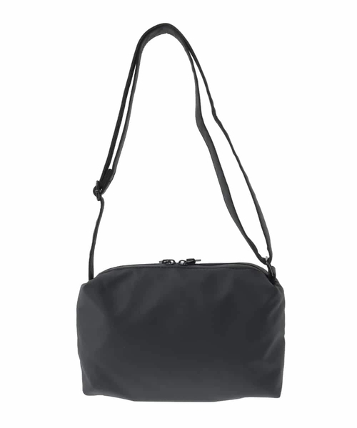 a.v.v（アーヴェヴェ）の「NIMBUSミニバッグ（ショルダーバッグ・メンズ・グレー/ブラック・46）」の7枚目の写真