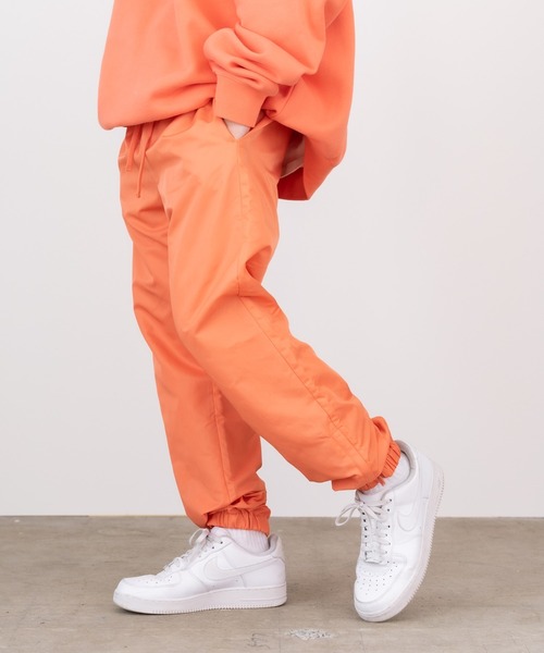【正規品】FOGエッセンシャルズ ナイロントラックパンツ Sサイズ FOG ESSENTIALS パンツ ESSENTIALS/エッセンシャルズ TRACK PANT