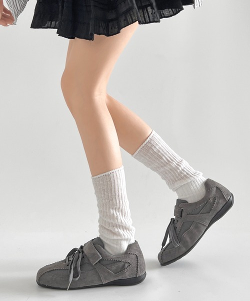 Shoes in Closet(シューズインクローゼット)の「超軽量 2WAY レース紐付 やわらか スエード ベルト フラット スニーカー 572(スニーカー・レディース・ブラック/グレー/キャメル・S/M/L/LL)」の19枚目の写真