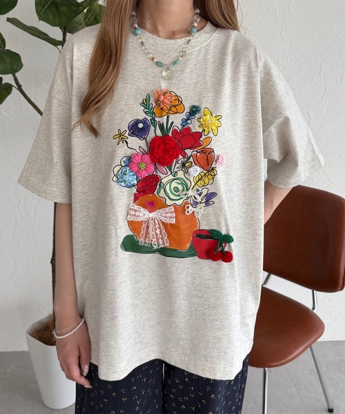 tsuiteruページ モチーフ付きフラワーTシャツ（Tシャツ/カットソー）｜kutir